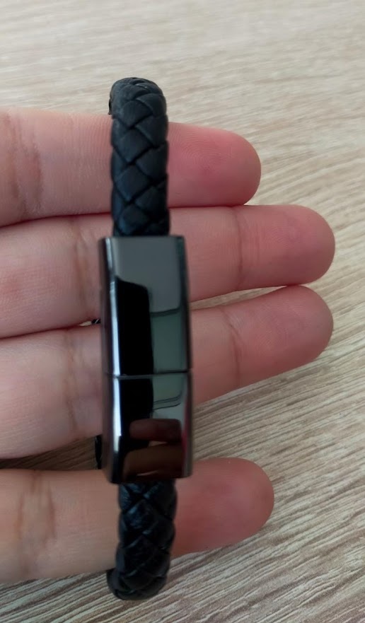 phone-charging-bracelet-3 سوار كابل الهاتف المحمول